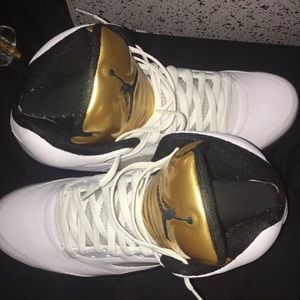 air jordan retro5 olympic gold tongue